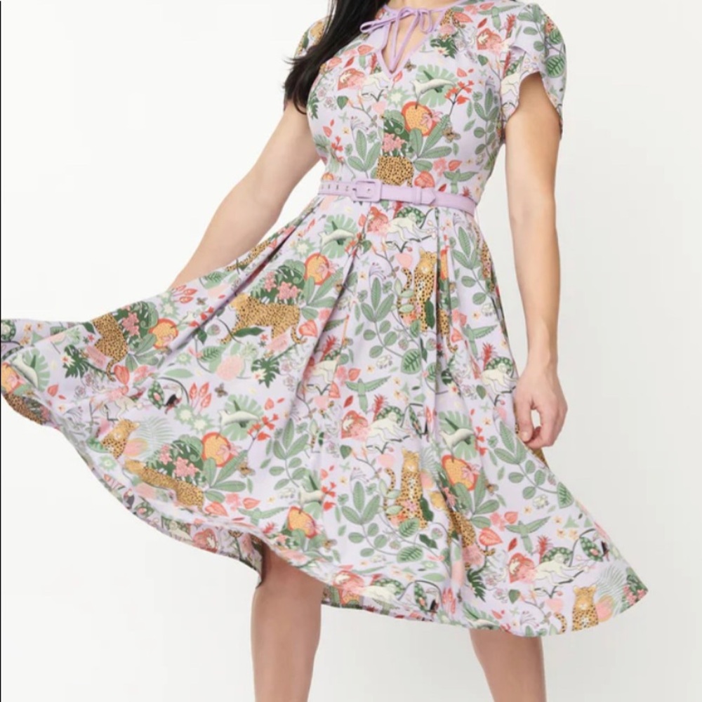 Unique Vintage jungle print swing dress with belt brand new